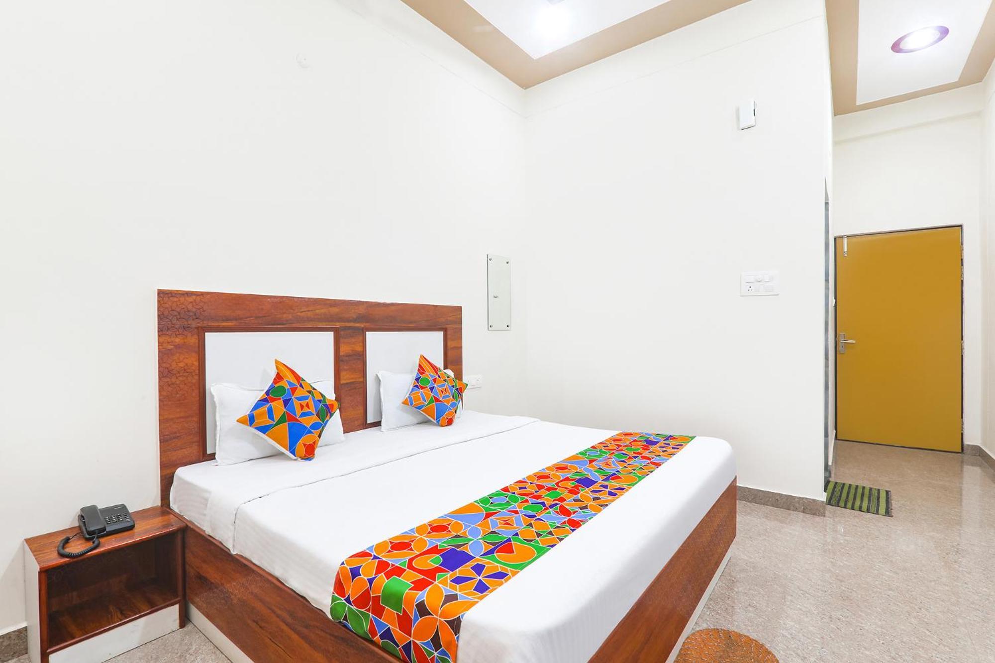 Fabhotel Shree Venkatesh Nileyam Ayodhya Екстер'єр фото
