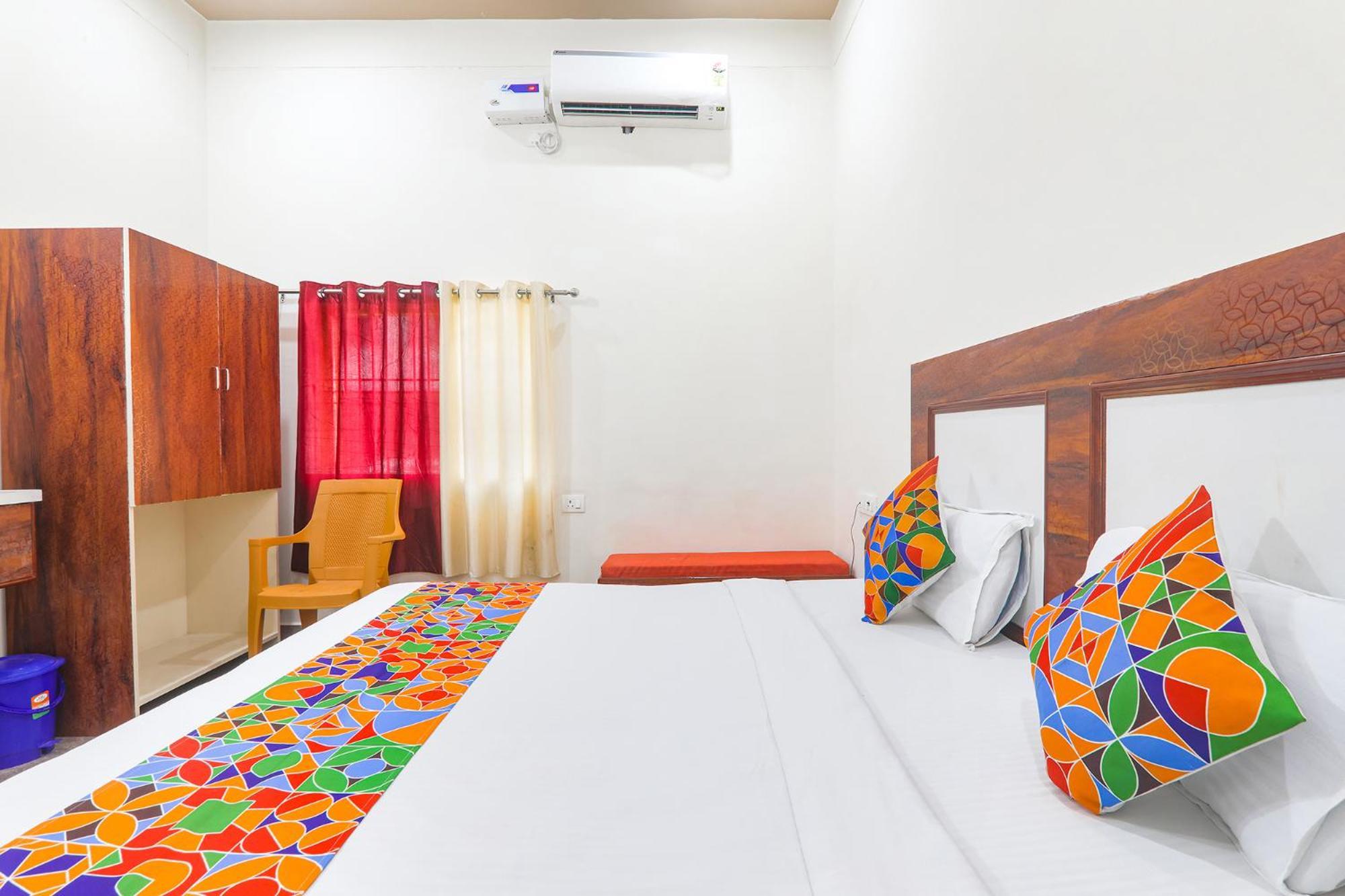 Fabhotel Shree Venkatesh Nileyam Ayodhya Екстер'єр фото